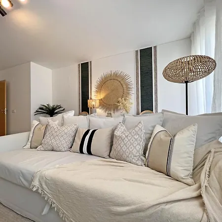 Apf T2 By Junto Ao Mar